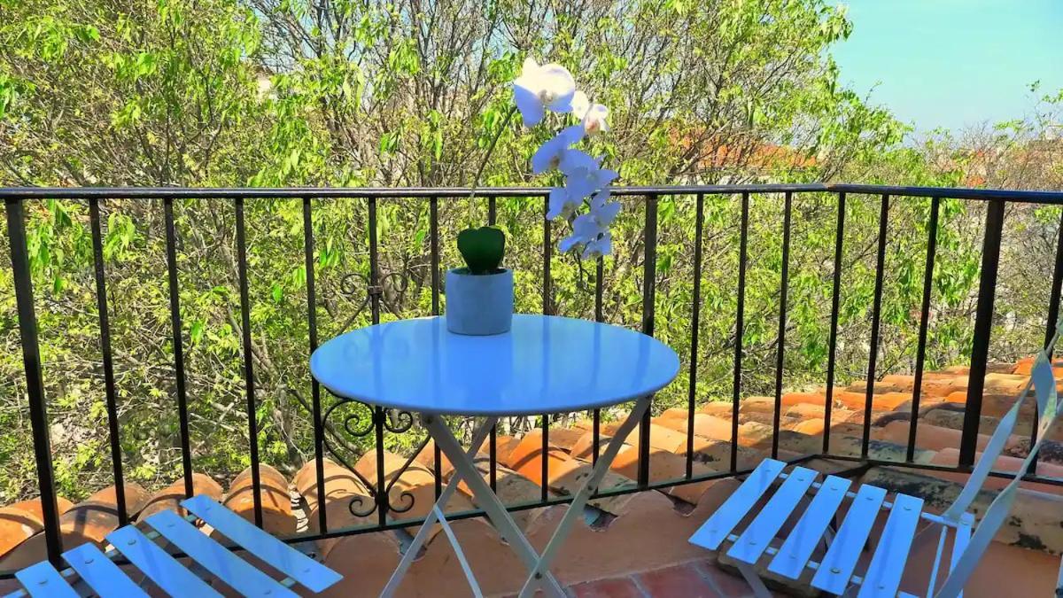 Freshly Tastefully Renovated Apartments In Heart Of Old Antibes Dış mekan fotoğraf