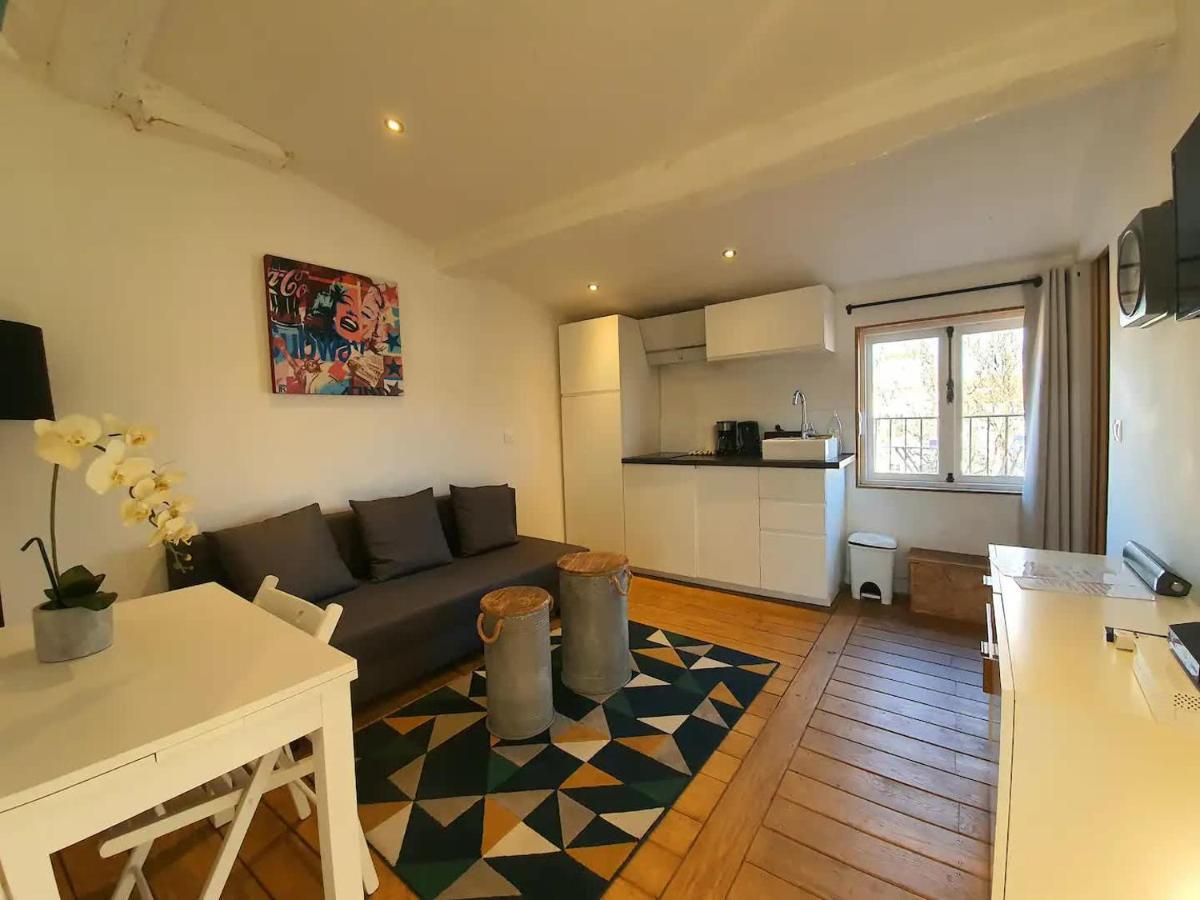 Freshly Tastefully Renovated Apartments In Heart Of Old Antibes Dış mekan fotoğraf