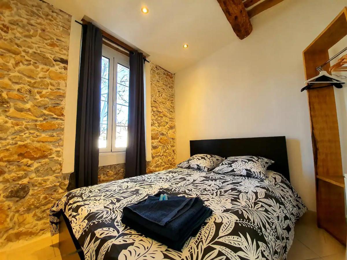Freshly Tastefully Renovated Apartments In Heart Of Old Antibes Dış mekan fotoğraf
