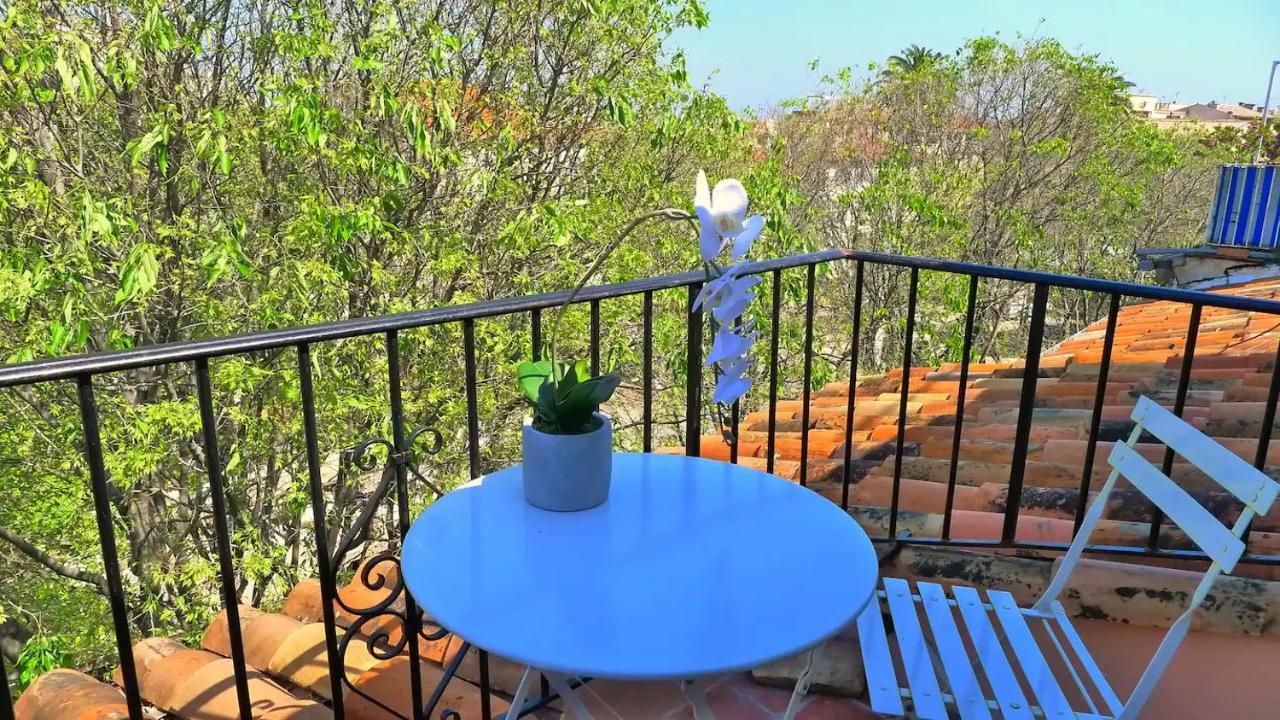 Freshly Tastefully Renovated Apartments In Heart Of Old Antibes Dış mekan fotoğraf