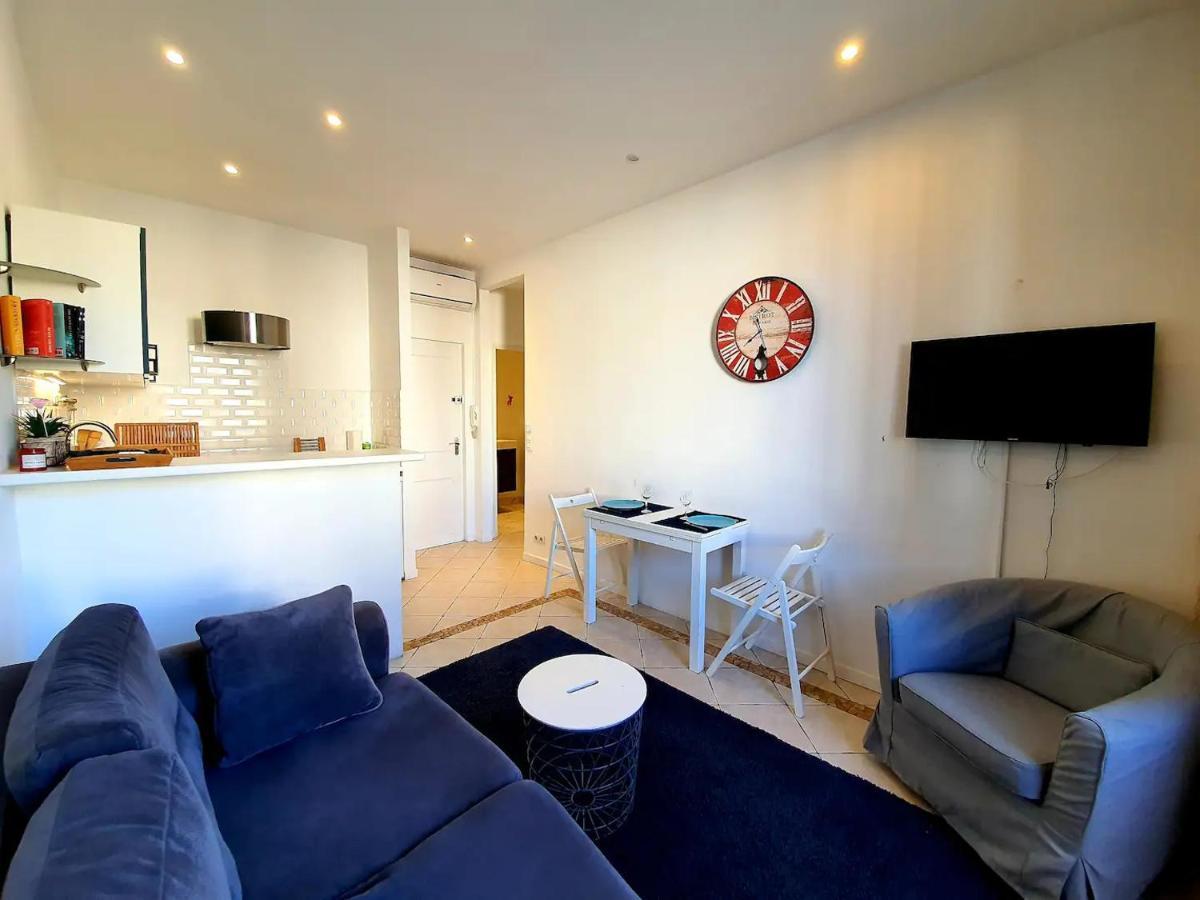 Freshly Tastefully Renovated Apartments In Heart Of Old Antibes Dış mekan fotoğraf