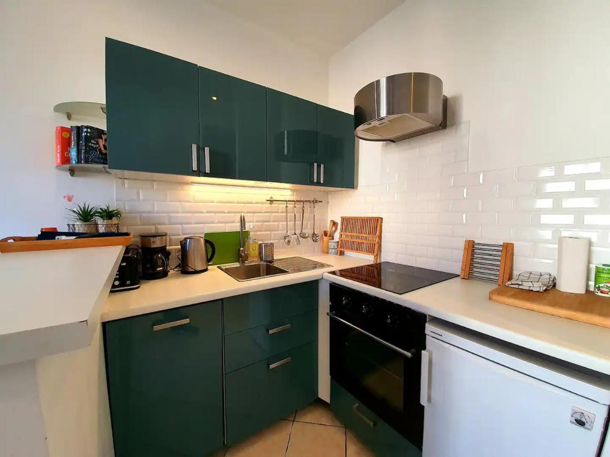 Freshly Tastefully Renovated Apartments In Heart Of Old Antibes Dış mekan fotoğraf